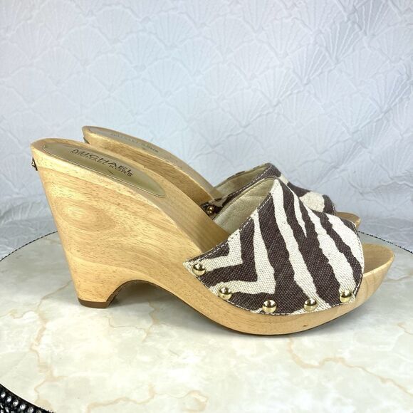 Michael Kors Platform Clogs Women Sz 9 Brown Animal Print 70’s Style Sandals - Picture 2 of 13
